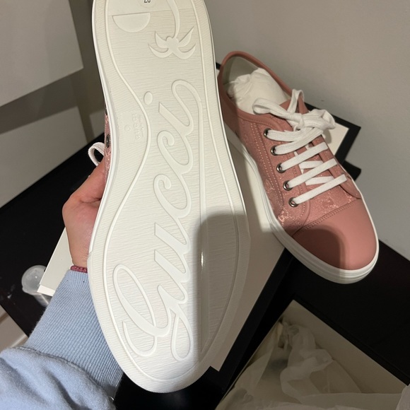 Gucci pink shoes - Picture 4 of 5